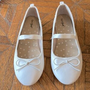 Girls white dress shoes